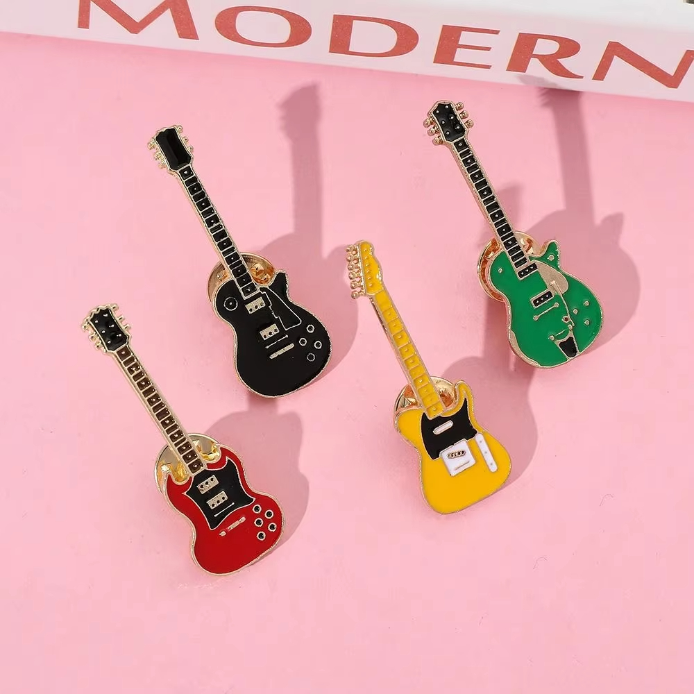 Vintage Metall-Emaille-Gitarre – Musical Instrument Symbols Bewertung und Preis